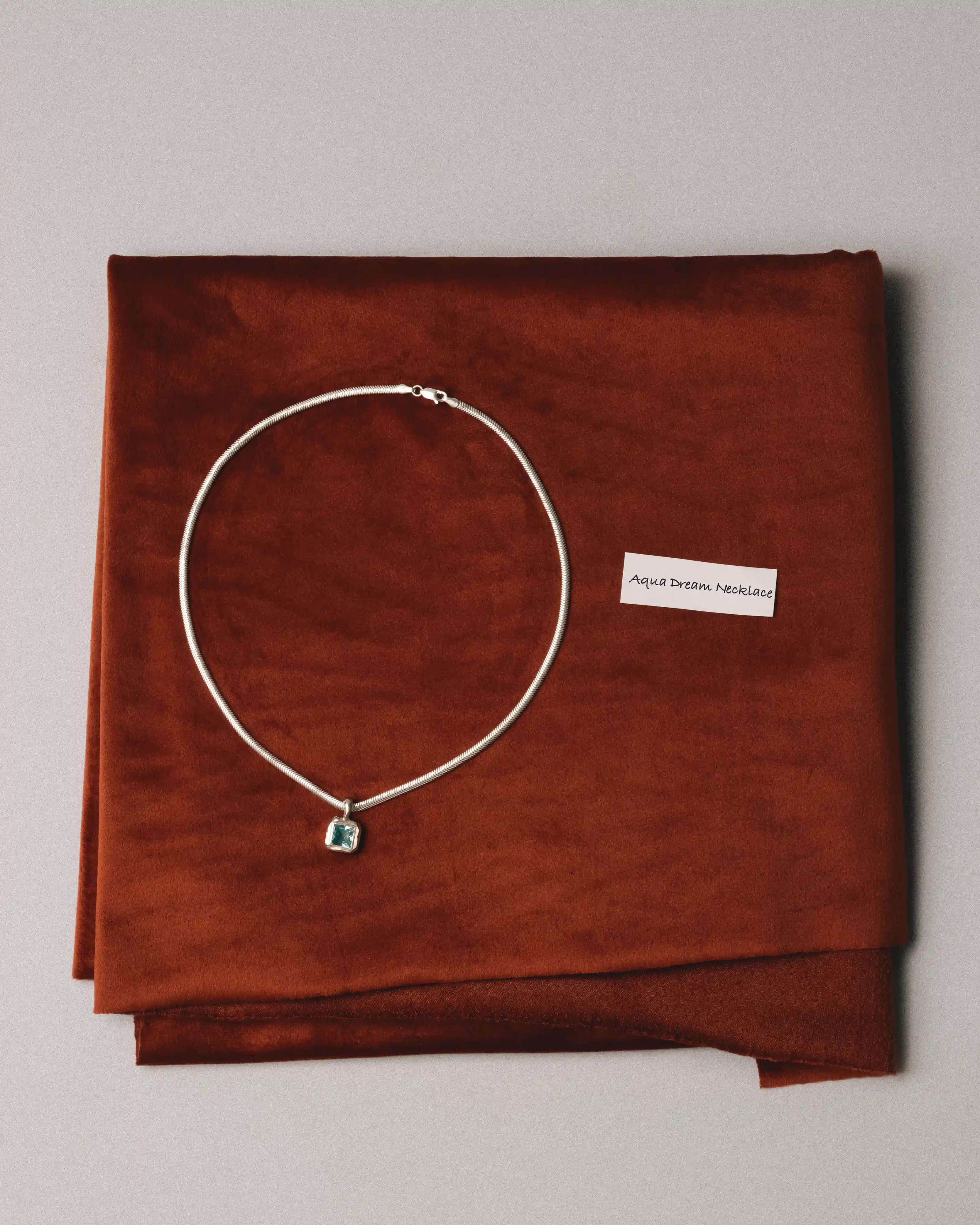 AquaDream Necklace Silver 7
